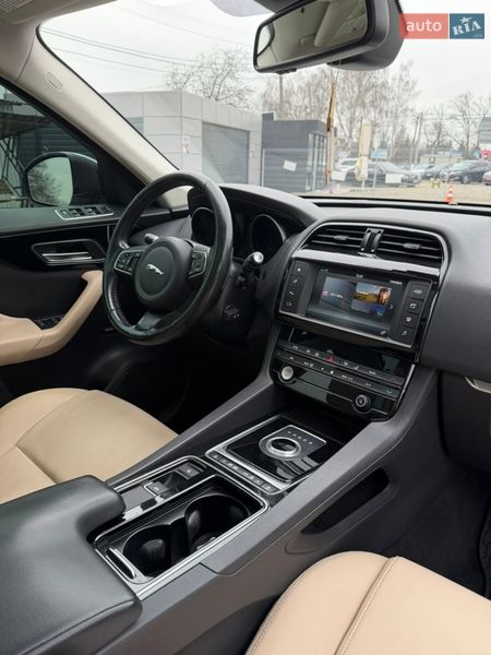 Внедорожник / Кроссовер Jaguar F-Pace 2017 в Белой Церкви фото 32 Внедорожник / Кроссовер Jaguar F-Pace 2017 в Белой Церкви