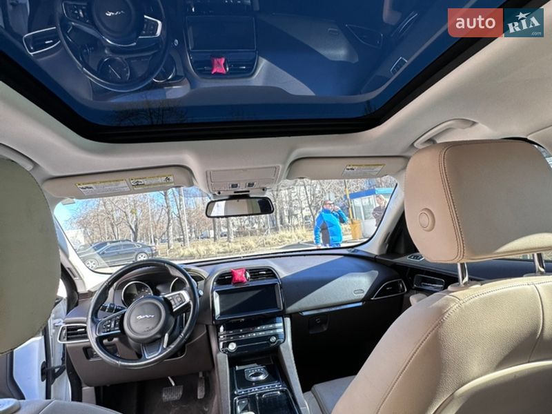 Внедорожник / Кроссовер Jaguar F-Pace 2018 в Киеве