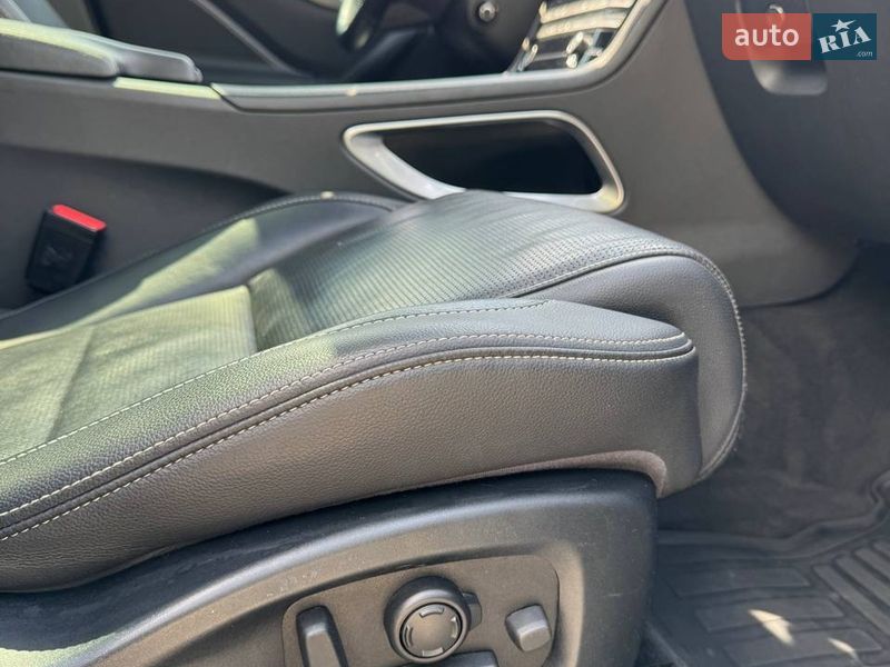 Внедорожник / Кроссовер Jaguar F-Pace 2016 в Луцке фото 17 Внедорожник / Кроссовер Jaguar F-Pace 2016 в Луцке