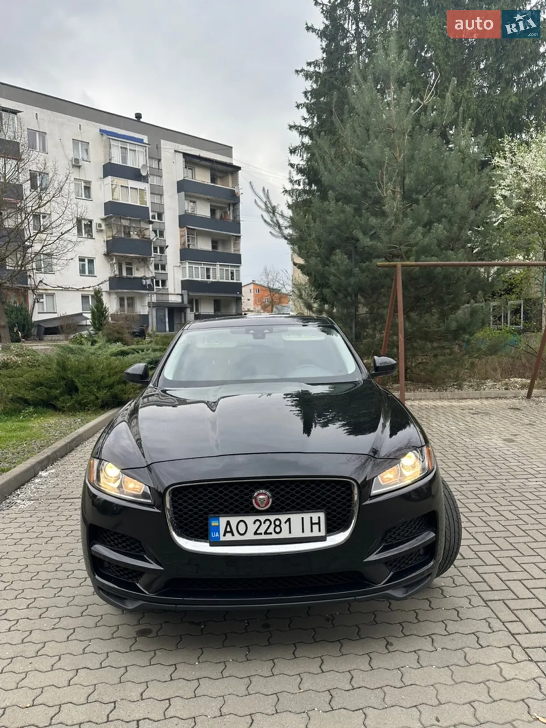 2016 Jaguar F-Pace - мініатюра 13