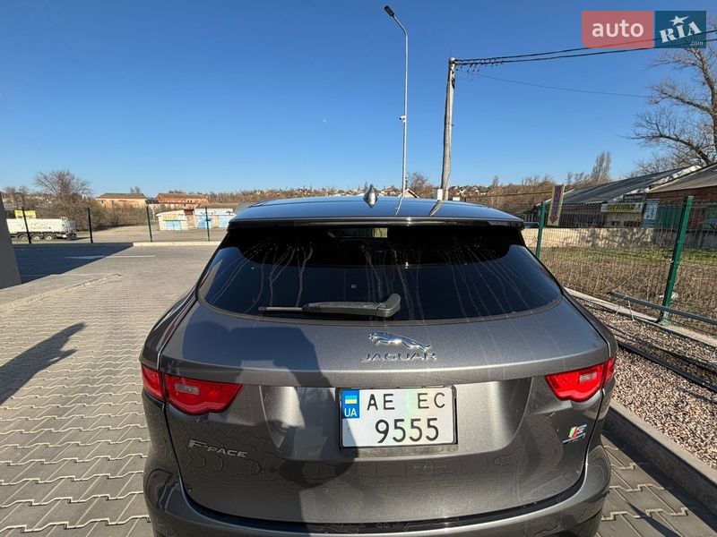 Внедорожник / Кроссовер Jaguar F-Pace 2016 в Кривом Роге фото 7 Внедорожник / Кроссовер Jaguar F-Pace 2016 в Кривом Роге