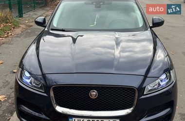 Внедорожник / Кроссовер Jaguar F-Pace 2017 в Киеве