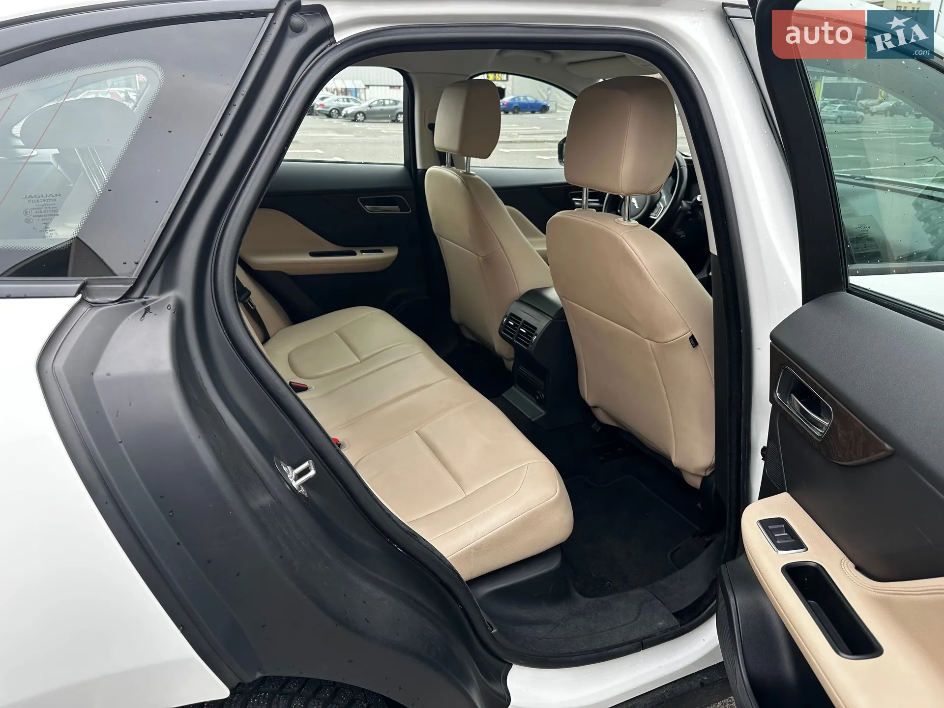 2018 Jaguar F-Pace - мініатюра 13
