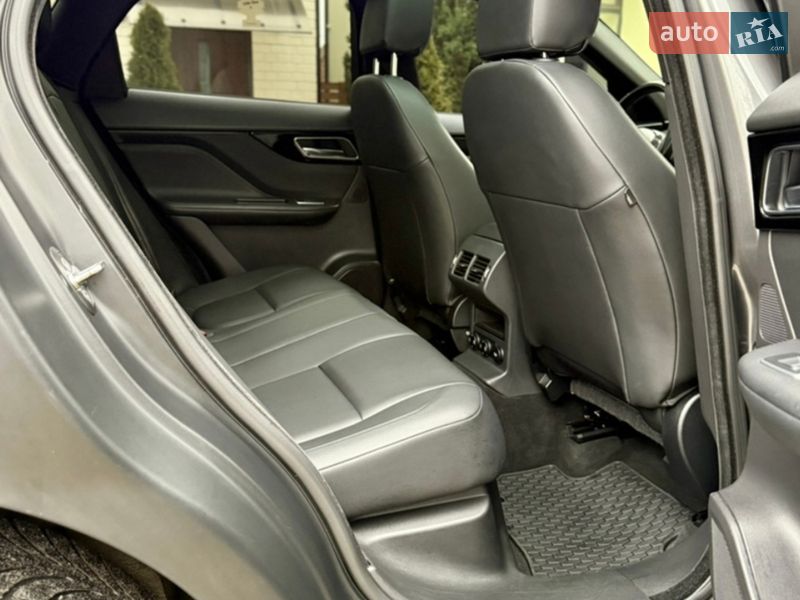 Позашляховик / Кросовер Jaguar F-Pace 2016 в Києві фото 33 Позашляховик / Кросовер Jaguar F-Pace 2016 в Києві