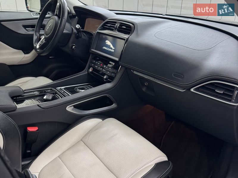 Внедорожник / Кроссовер Jaguar F-Pace 2017 в Львове