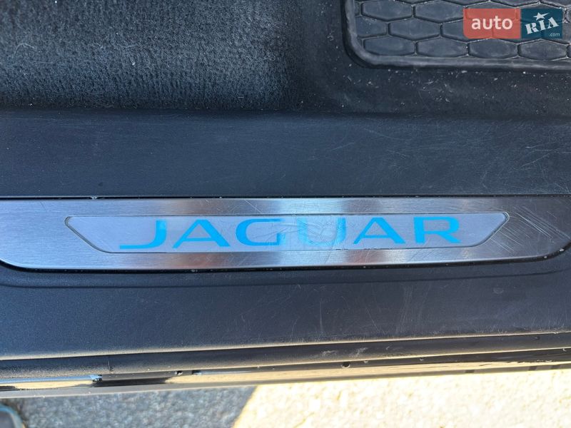 Позашляховик / Кросовер Jaguar F-Pace 2019 в Києві