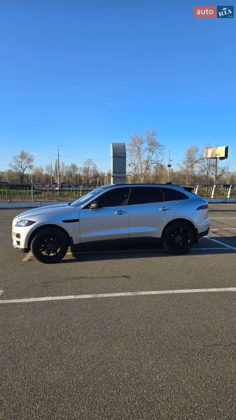 2017 Jaguar F-Pace - мініатюра 25