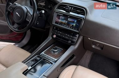 Внедорожник / Кроссовер Jaguar F-Pace 2016 в Киеве фото 13 Внедорожник / Кроссовер Jaguar F-Pace 2016 в Киеве