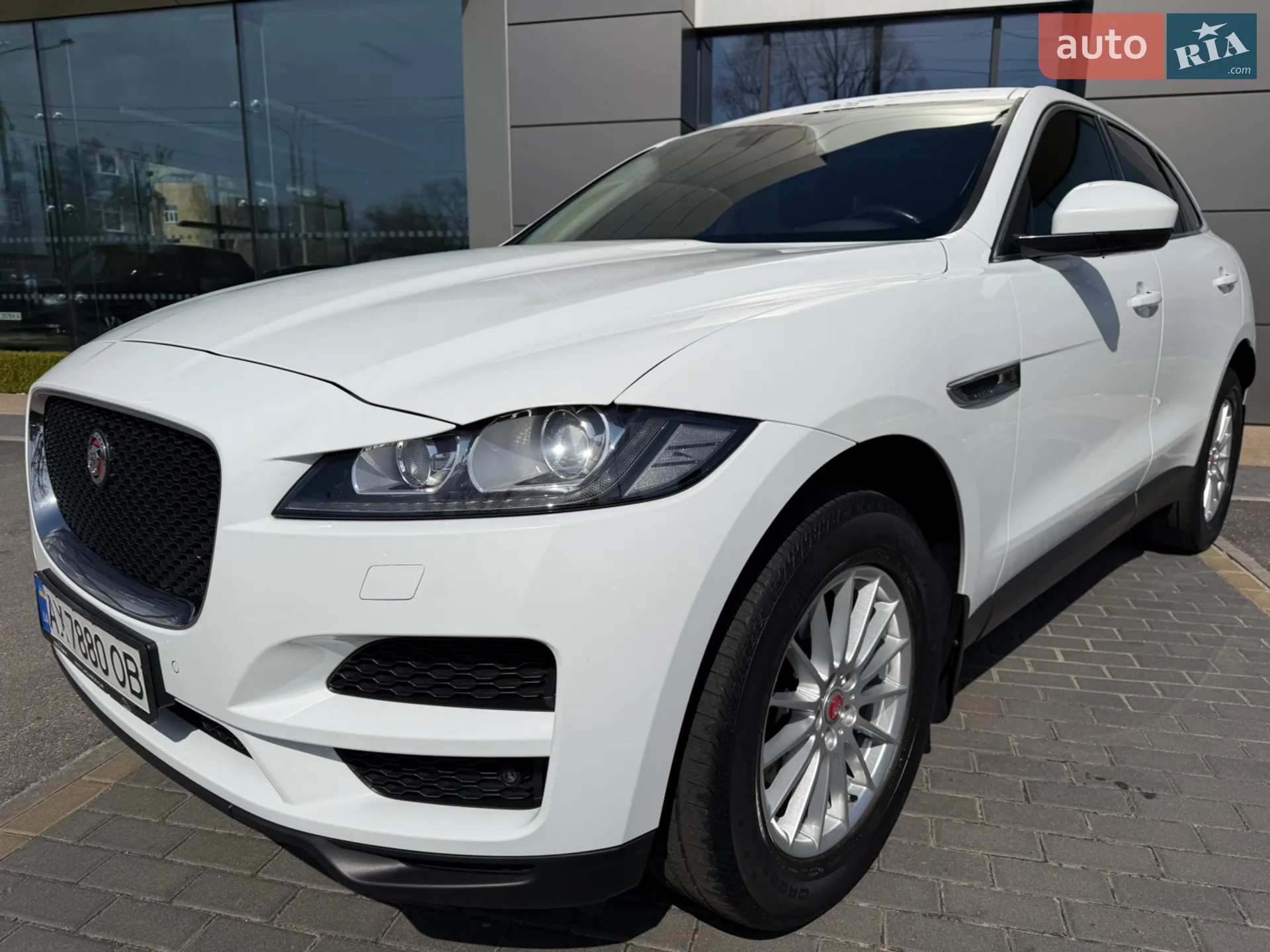 2018 Jaguar F-Pace - мініатюра 9