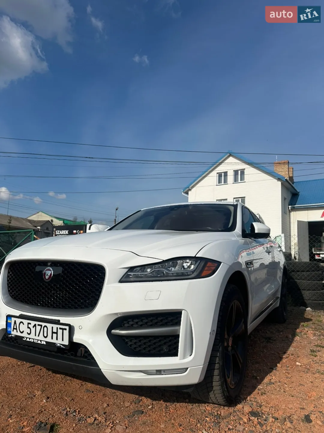 2017 Jaguar F-Pace - мініатюра 2