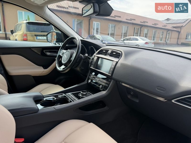 Внедорожник / Кроссовер Jaguar F-Pace 2016 в Днепре