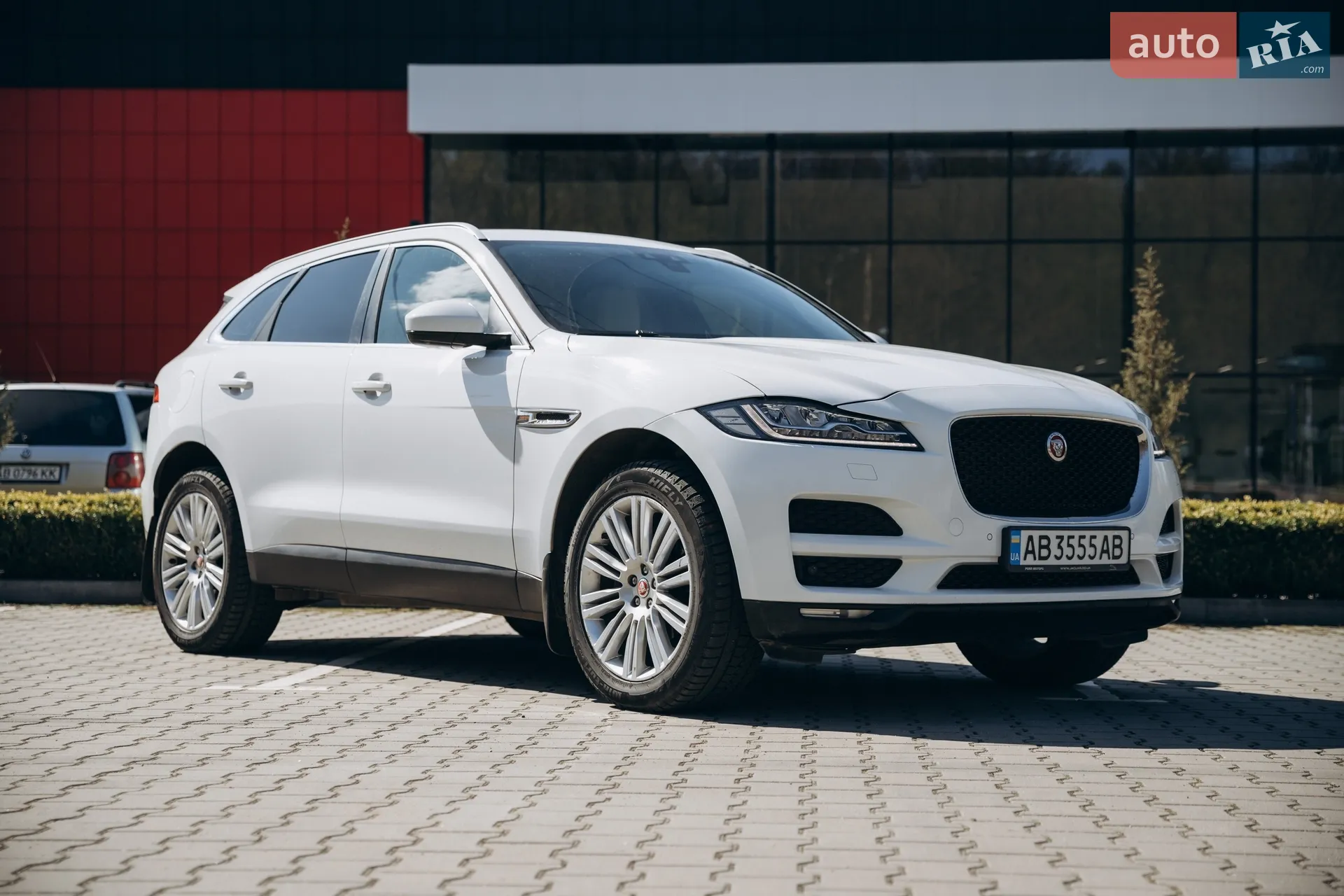 2016 Jaguar F-Pace - мініатюра 4