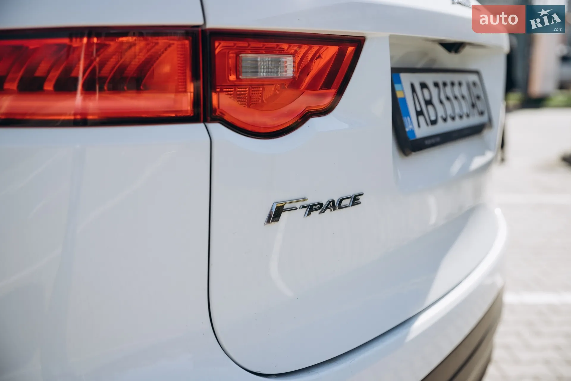 2016 Jaguar F-Pace - мініатюра 12