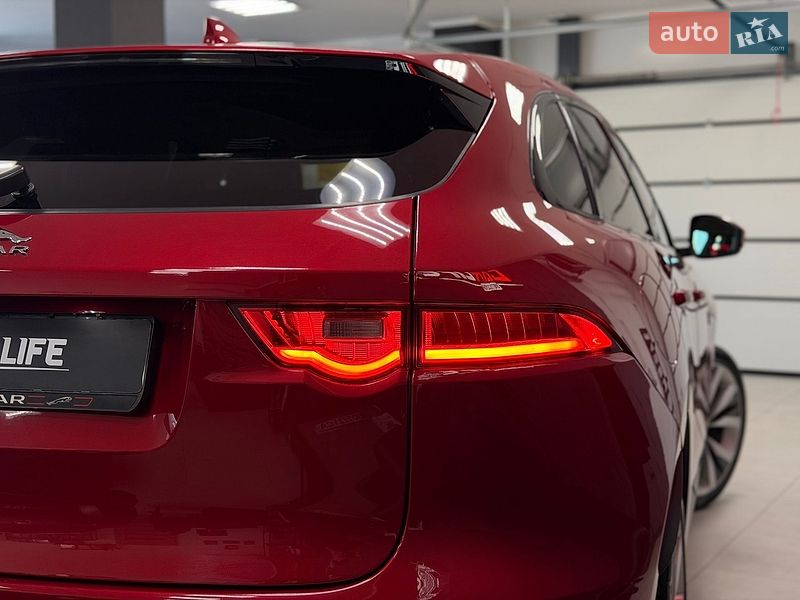 Внедорожник / Кроссовер Jaguar F-Pace 2018 в Тернополе