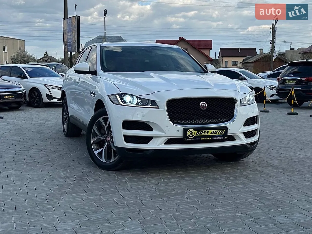 2016 Jaguar F-Pace - мініатюра 37