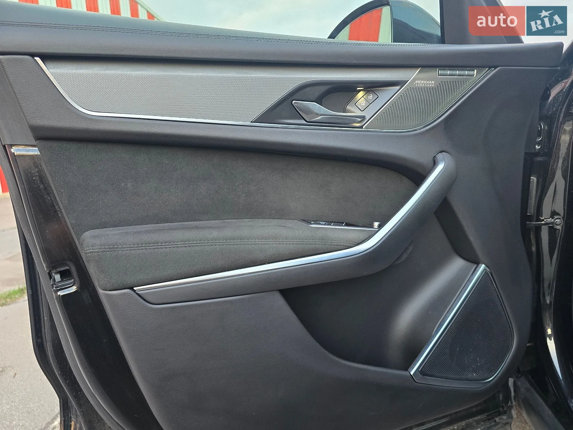 2021 Jaguar F-Pace - мініатюра 20
