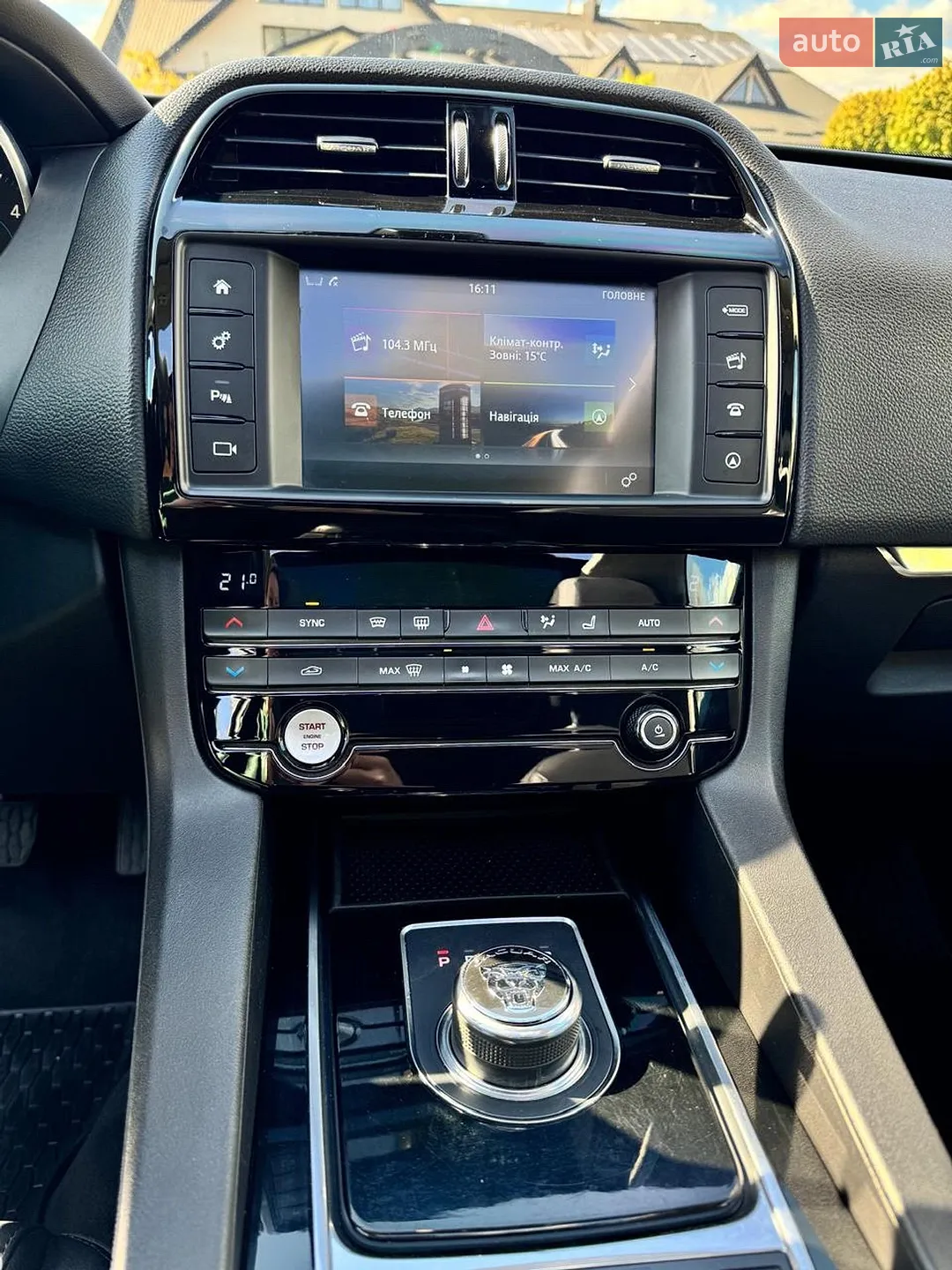 2016 Jaguar F-Pace - мініатюра 49