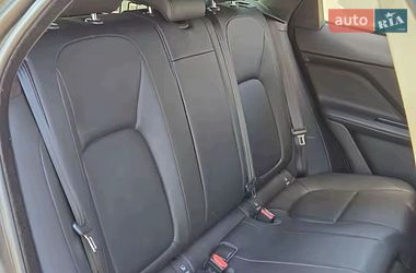Внедорожник / Кроссовер Jaguar F-Pace 2016 в Киеве