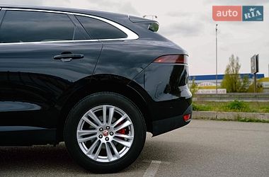Позашляховик / Кросовер Jaguar F-Pace 2019 в Києві