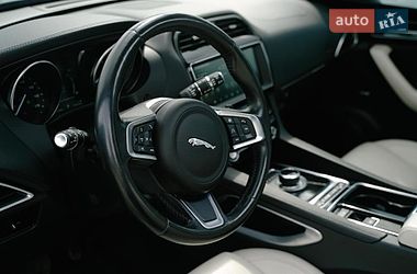 Позашляховик / Кросовер Jaguar F-Pace 2019 в Києві