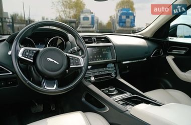 Позашляховик / Кросовер Jaguar F-Pace 2019 в Києві