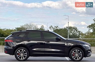 Внедорожник / Кроссовер Jaguar F-Pace 2017 в Киеве