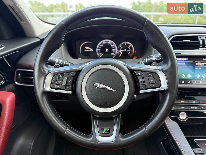 Внедорожник / Кроссовер Jaguar F-Pace 2017 в Киеве