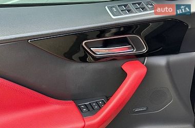 Внедорожник / Кроссовер Jaguar F-Pace 2017 в Киеве