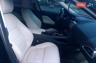 Внедорожник / Кроссовер Jaguar F-Pace 2016 в Чернигове