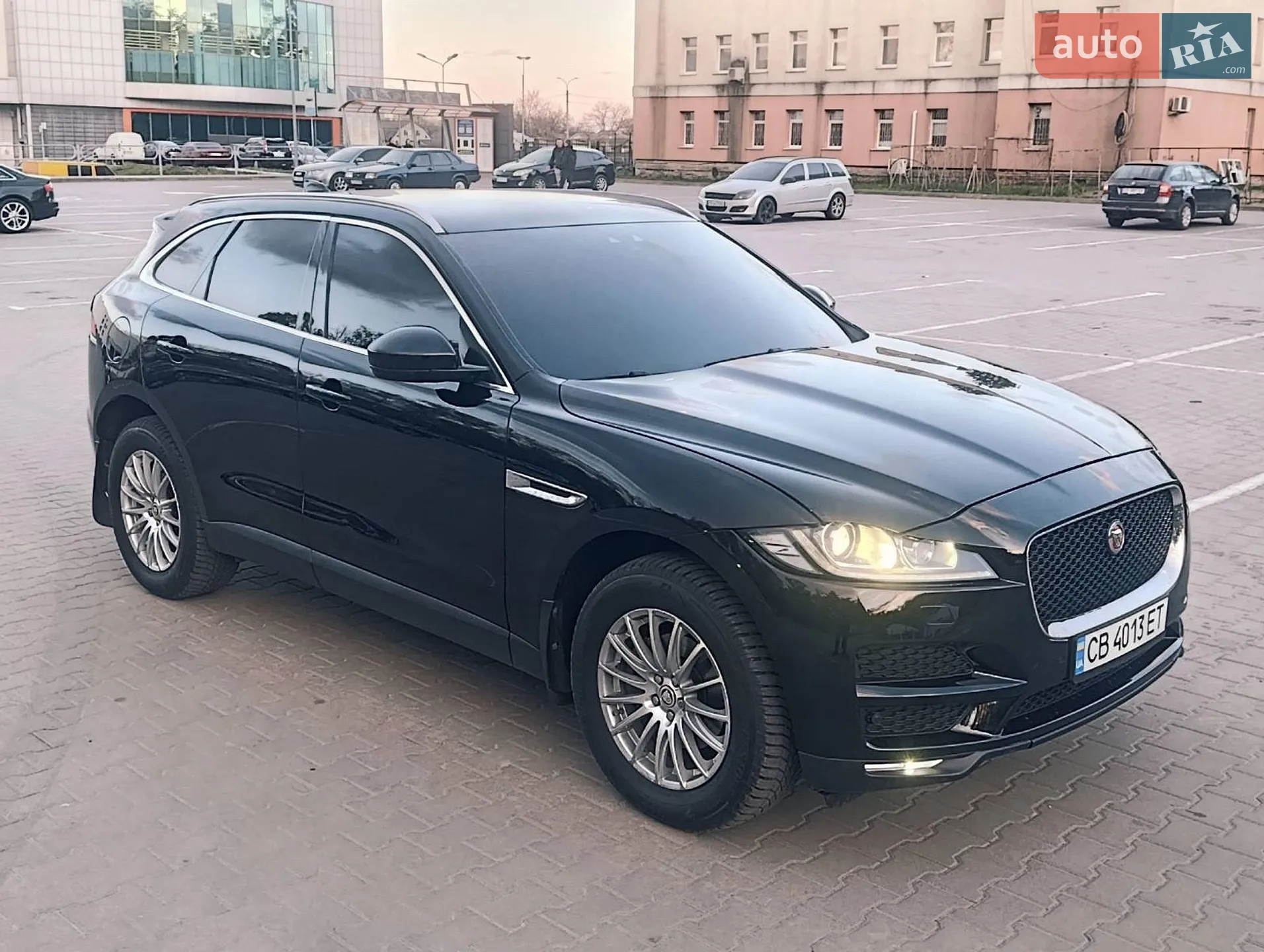 2016 Jaguar F-Pace - мініатюра 25