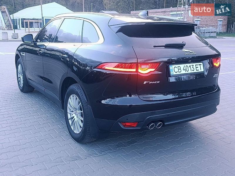 Внедорожник / Кроссовер Jaguar F-Pace 2016 в Чернигове