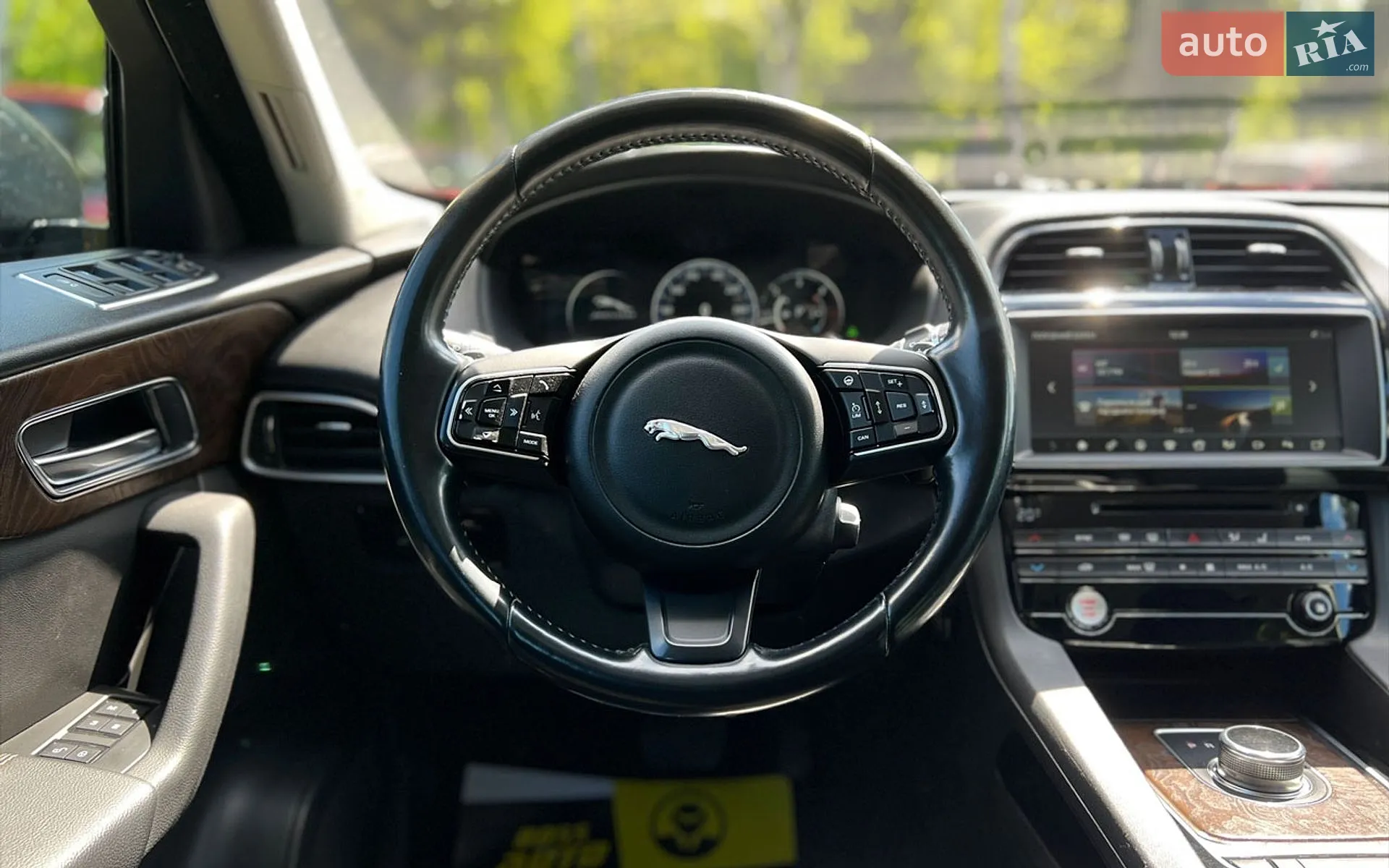2016 Jaguar F-Pace - мініатюра 19