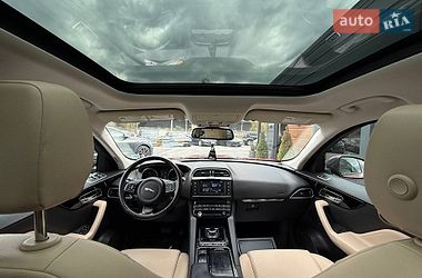 Внедорожник / Кроссовер Jaguar F-Pace 2018 в Ровно