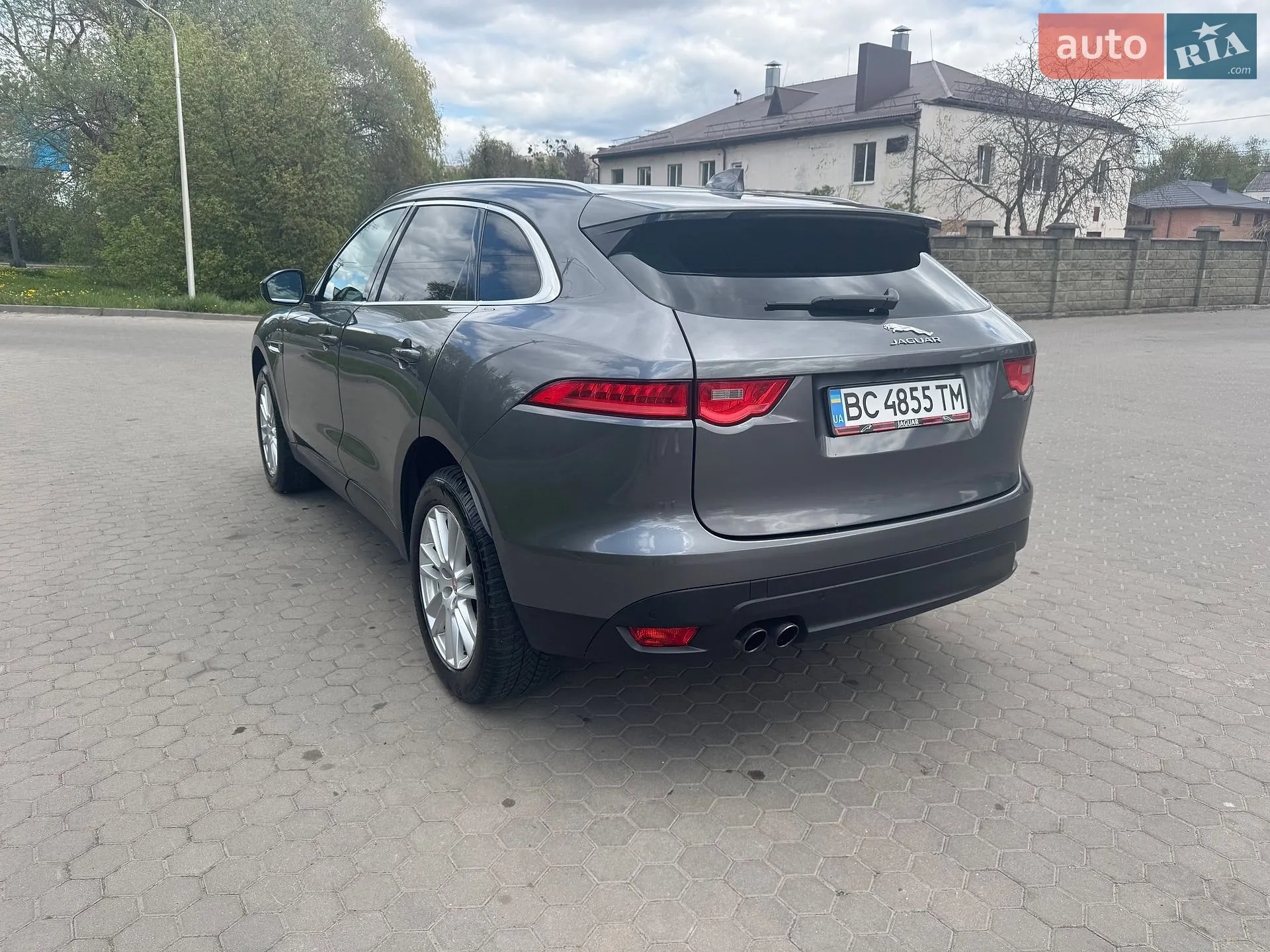 2017 Jaguar F-Pace - мініатюра 4