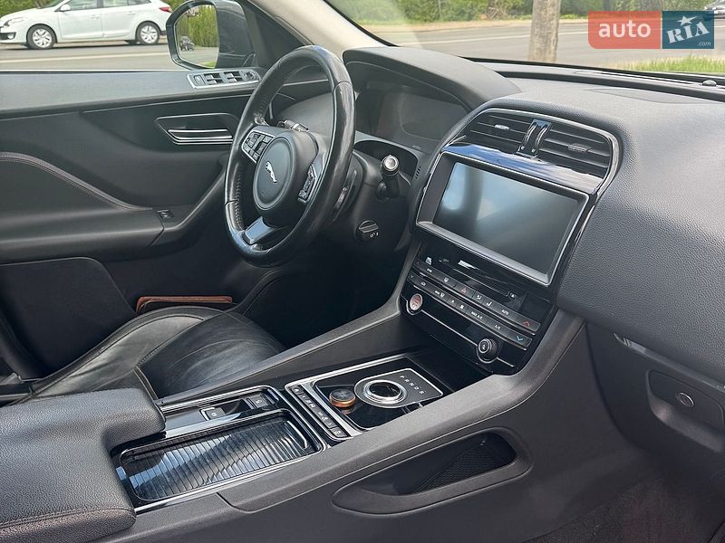 Позашляховик / Кросовер Jaguar F-Pace 2017 в Вишгороді