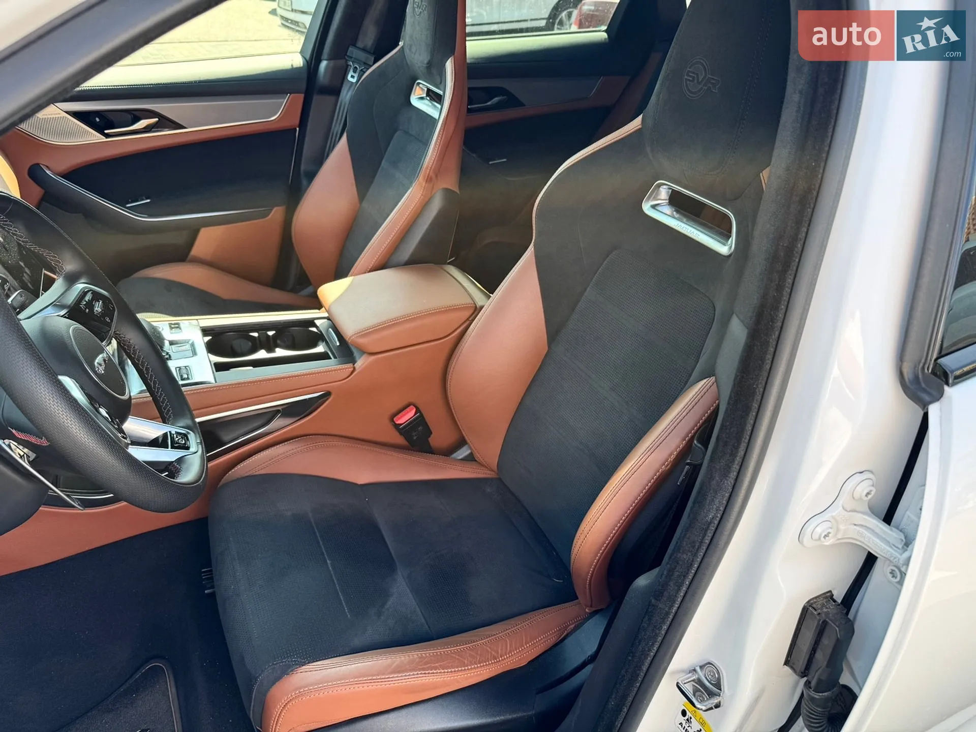 2023 Jaguar F-Pace - мініатюра 13