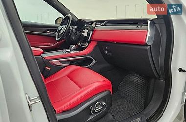 Внедорожник / Кроссовер Jaguar F-Pace 2021 в Киеве