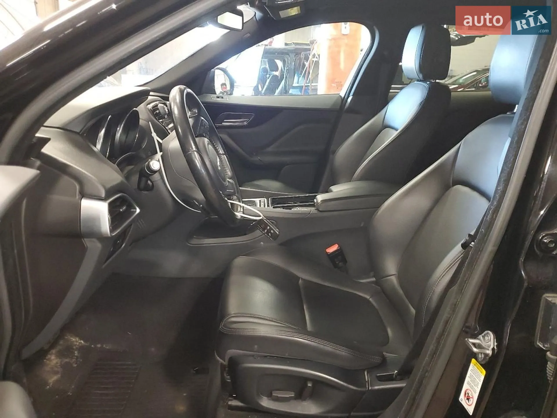 2018 Jaguar F-Pace - мініатюра 7
