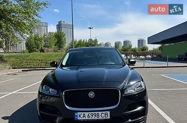 Внедорожник / Кроссовер Jaguar F-Pace 2016 в Киеве