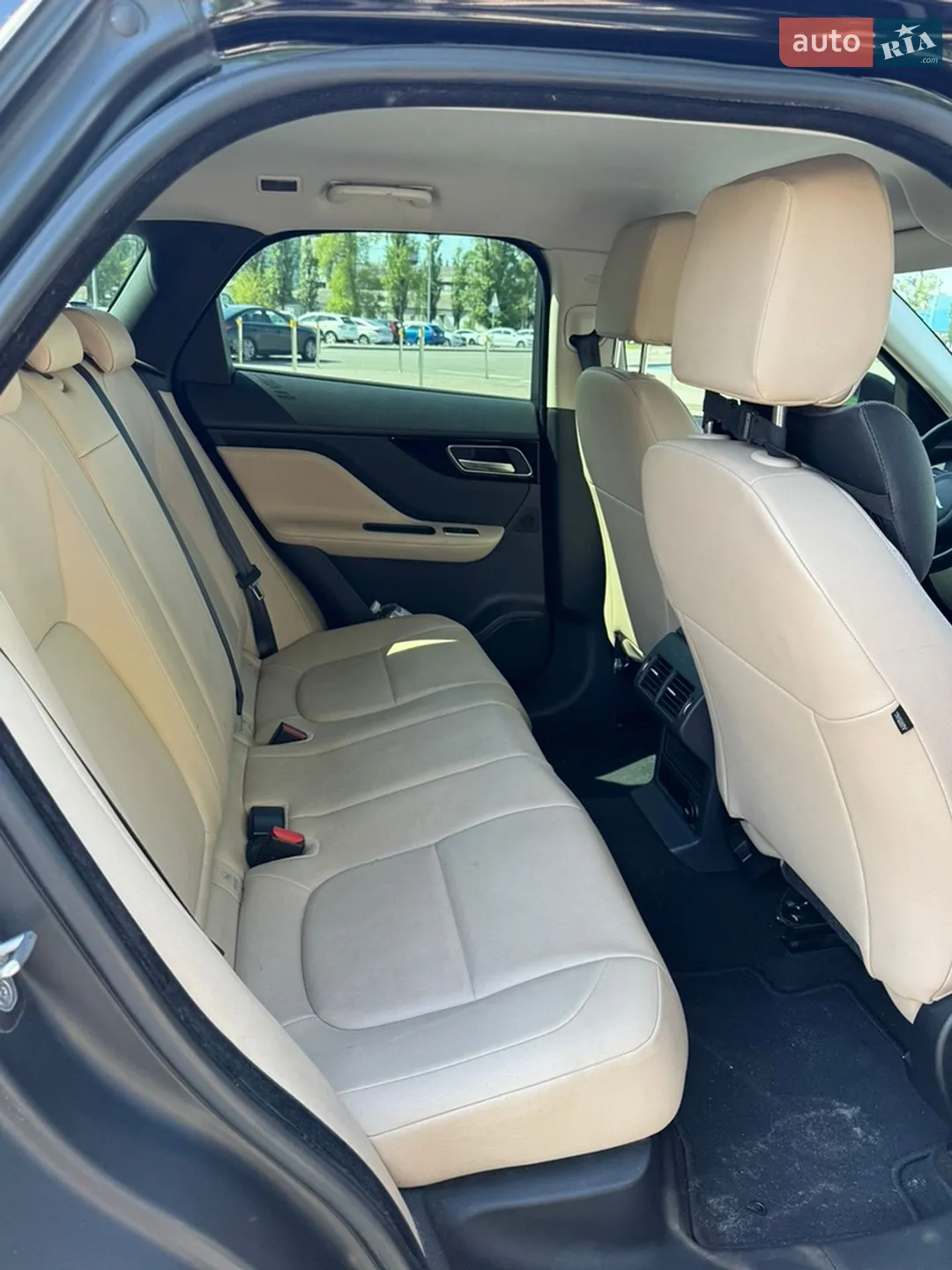 2016 Jaguar F-Pace - мініатюра 7