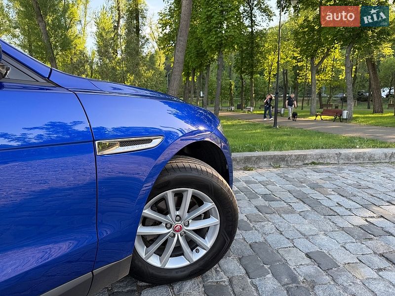 Внедорожник / Кроссовер Jaguar F-Pace 2017 в Киеве