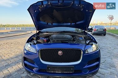 Внедорожник / Кроссовер Jaguar F-Pace 2017 в Киеве