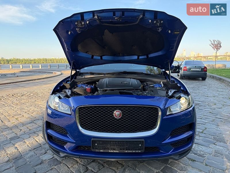 Внедорожник / Кроссовер Jaguar F-Pace 2017 в Киеве