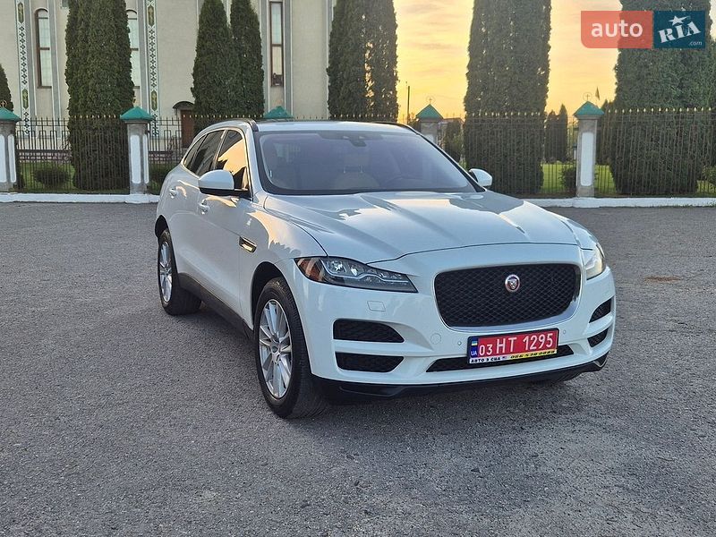 Позашляховик / Кросовер Jaguar F-Pace 2017 в Дубні