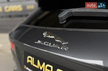 Позашляховик / Кросовер Jaguar F-Pace 2016 в Києві