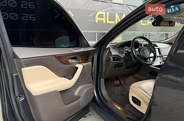 Позашляховик / Кросовер Jaguar F-Pace 2016 в Києві