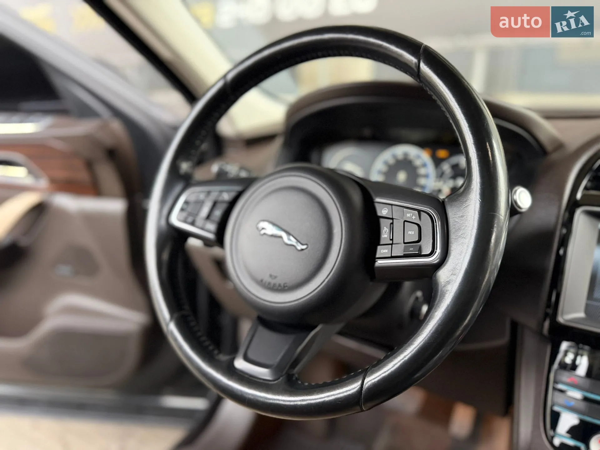 2016 Jaguar F-Pace - мініатюра 107