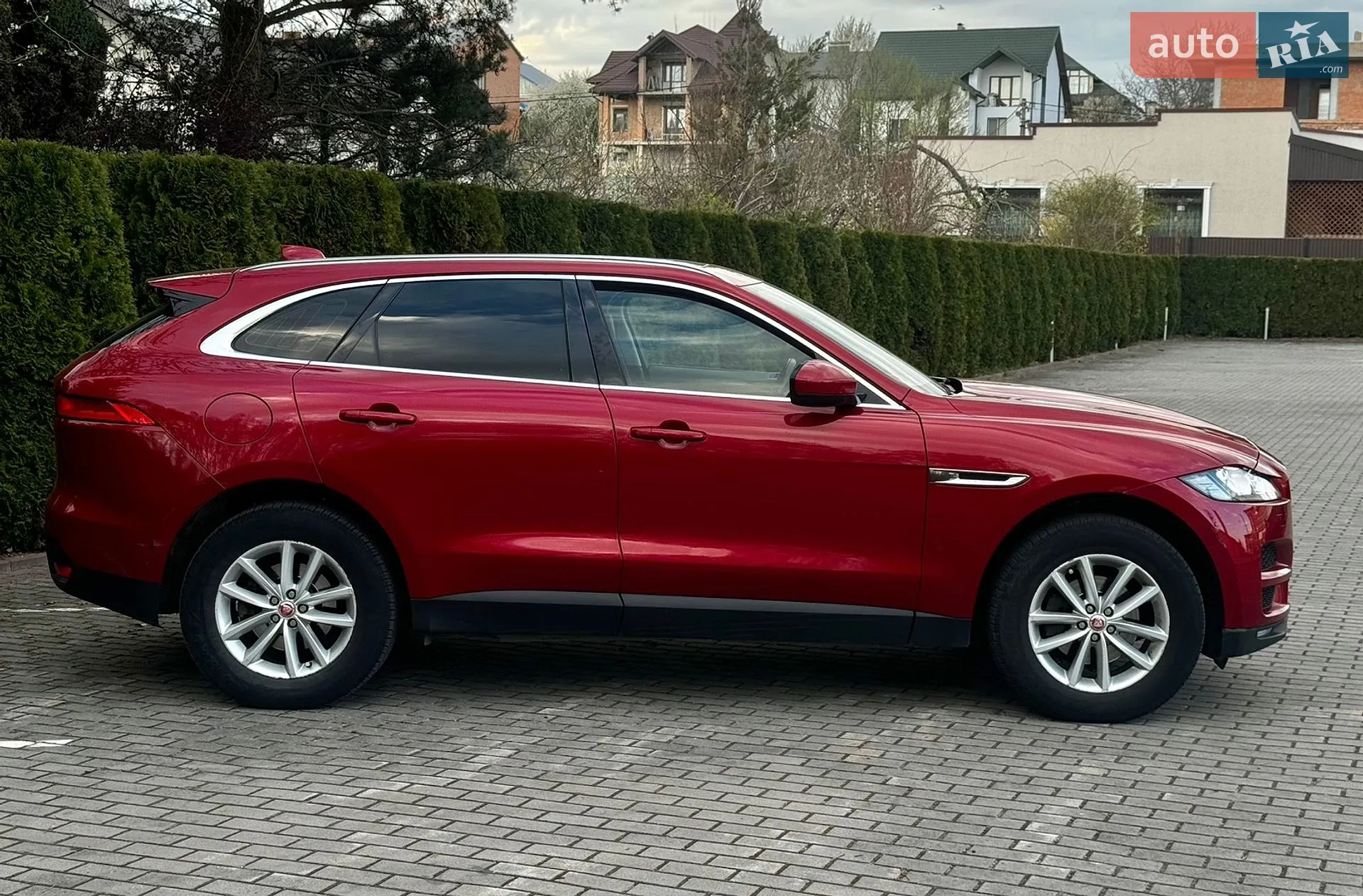 2016 Jaguar F-Pace - мініатюра 4