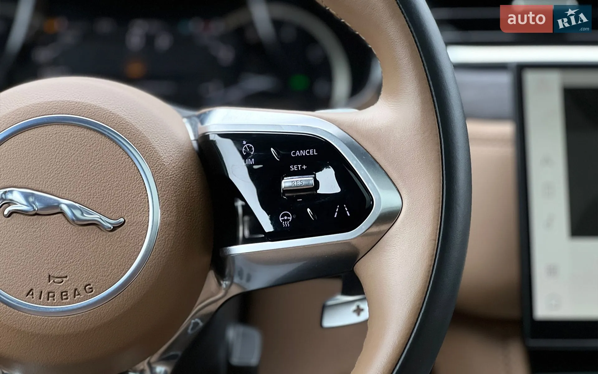 2022 Jaguar F-Pace - мініатюра 14