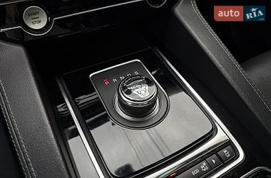 Внедорожник / Кроссовер Jaguar F-Pace 2019 в Киеве фото 15 Внедорожник / Кроссовер Jaguar F-Pace 2019 в Киеве